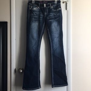 Beaded-pocket Ariya Jeans